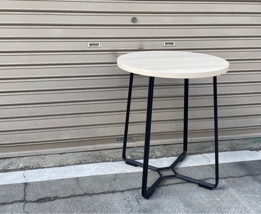 A199⭐︎美品❗️「オカムラ ライブス」ラウンドテーブル  サイドテーブル 450