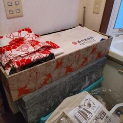 呉服 着物？ スチール製呉服入れ
