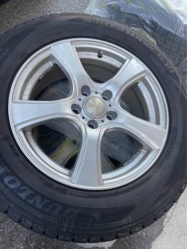 ダンロップ　スタッドレスタイヤ　ホイール付き　225/65R17