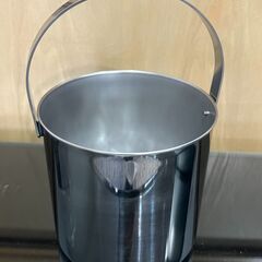 【未使用品/最終値下げ】ステンレスアイスペール　2.3L　アイストング付  佐野製作所　飲食店　ホテル　旅館　スナック　バー　宅飲みの画像