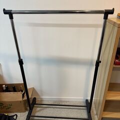 中古品 ハンガーラック（※現地引取のみです）
