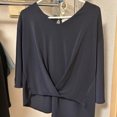 トップス　ネイビー　レディース
