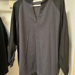 トップス　　グレー　レディース