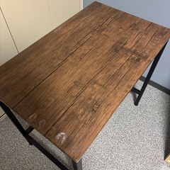テーブル