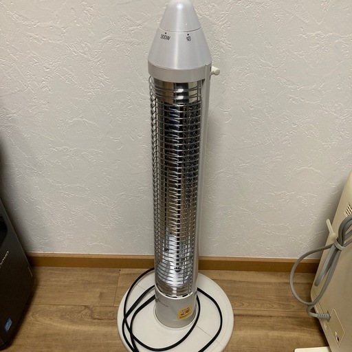 遠赤電気ストーブ