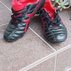 ASICSサッカーシューズ