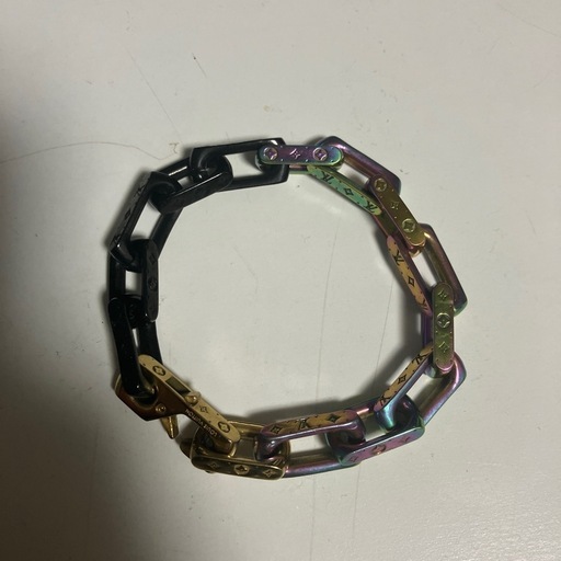 LV ブレスレット
