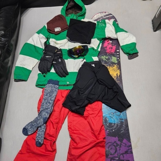 スノーボード ウェアーと板