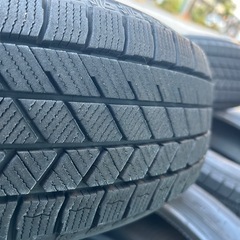 ブリヂストンスタッドレスブリザックVRX3 　165/60r14