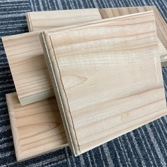 木レンガ　木タイル　木ブロック　杉　杉材　国産杉　新品の画像