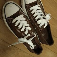 【取引中】スニーカーあげます！