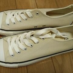 【取引中】スニーカーあげます！白の画像