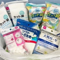 ■新品未使用品 ６２袋セット■カット綿 大判ガーゼ ソフトガーゼ生地 コットン球■出血時傷口消毒用 コットン100% 綿100%■ダイソー 6,200円分の画像
