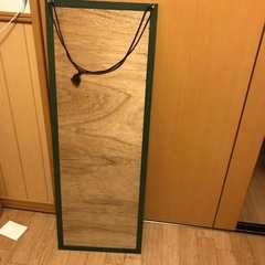 鏡　カーキの画像