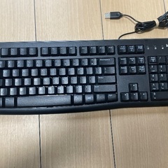 有線　Logitech キーボード