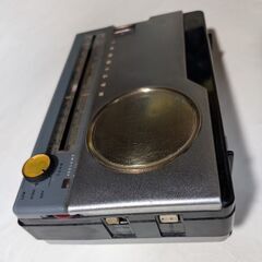 稀少ナショナル高級電池管ポータブルラジオの画像