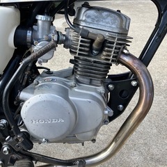 HONDA白エイプ50ccの画像
