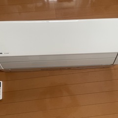 値下げしました！中古パナソニック インバータ冷暖房除湿タイプ ルームエアコン　6畳用