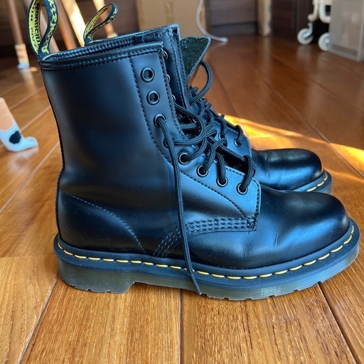 美品【Dr.Martens】 JADON 8ホールブーツブラック