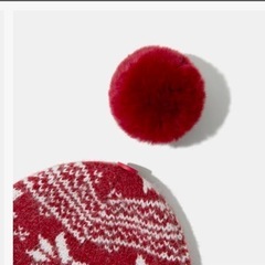 ビバイア vivaia 赤 ニット帽 帽子 クリスタル 雪の結晶 ポンポン付き レッドの画像