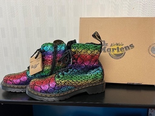 キッズ　ジュニアサイズ　Dr. Martens 新品ブーツ　20cm