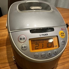 タイガー炊飯器　JKT 5.5合炊き