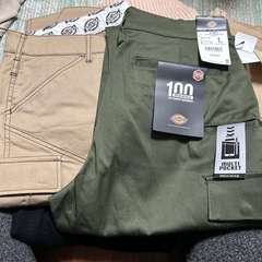 ディッキーズ　新品カーゴパンツ2本おまけつき