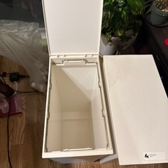 ゴミ箱x2の画像