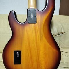 Sterling by MUSICMAN S.U.B.series Ray4の画像