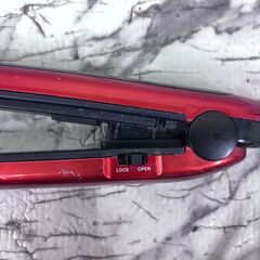 21393  ストレートアイロン KOIZUMI  180℃ ◆大阪市内・東大阪市他 6,000円以上ご購入で無料配達いたします！◆ ※京都・高槻・枚方方面◆神戸・西宮・尼崎方面◆生駒方面　それぞれ条件付き無料配送あり！            の画像