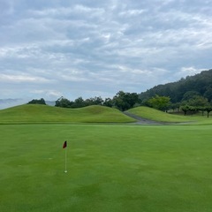 月曜、火曜　一緒にゴルフしましょう🏌️‍♂️