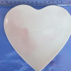 ハート 洋皿 二枚の画像
