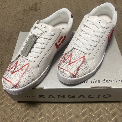 スニーカーにゅ〜ず　バスキア SANGACIO×BASQUIAT 26.5セン