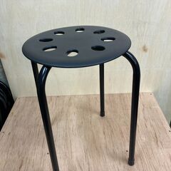 備品 ニトリ丸スツール トイガー(ブラック) 合計4脚の画像