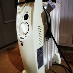 【受渡予定が決まりました】オイルヒーター（500W：アイリスオーヤマ）