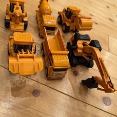 働く車　工事車両　の画像