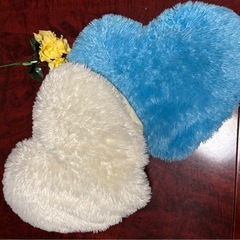 ディズニー⭐️Disney⭐️ミッキー＆ミニー ハート型クッション2個セット　の画像