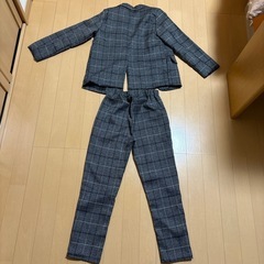 韓国スーツ　子供用150
の画像