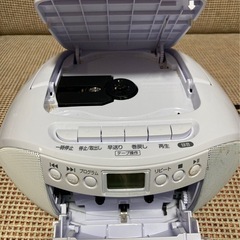 ジャンク　FM/AMラジオ付きCDラジカセの画像
