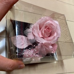 ピンク　花　コサージュの画像