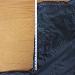 アディダスベンチコートの画像