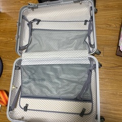 スーツケース2個の画像