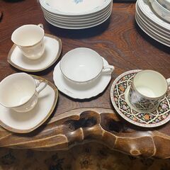 ★★　ティーカップ、コーヒーカップ　3種　4客　★★
