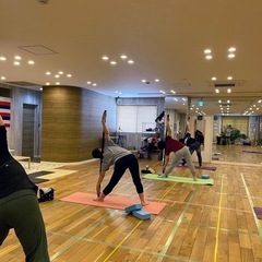 美しい背中をつくる肩甲骨ヨガ®の画像