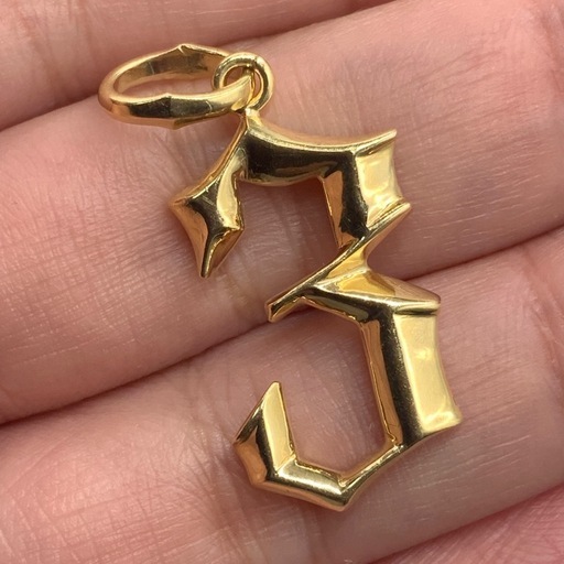 K18 ナンバー　ペンダントトップ　4.5g