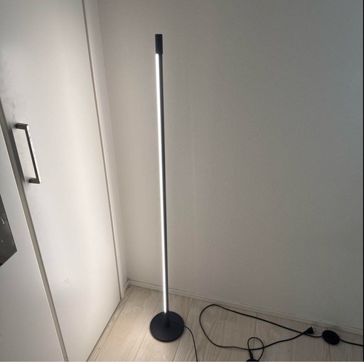 美品　Liio LEDスタンドライト