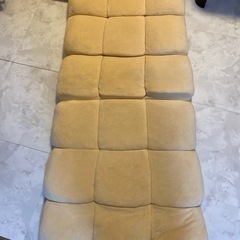 1人用座椅子の画像