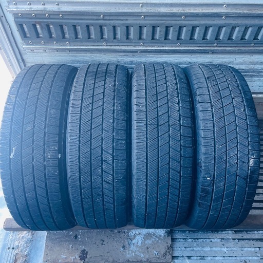 道内送料無料❗️195/65/15冬タイヤ☆ブリジストンVRX3バリ山 195/65/15冬VRX3