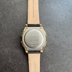 TIMEX INDIGLO デジタル腕時計 ゴールドの画像