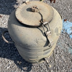 米軍ウォータージャグの画像